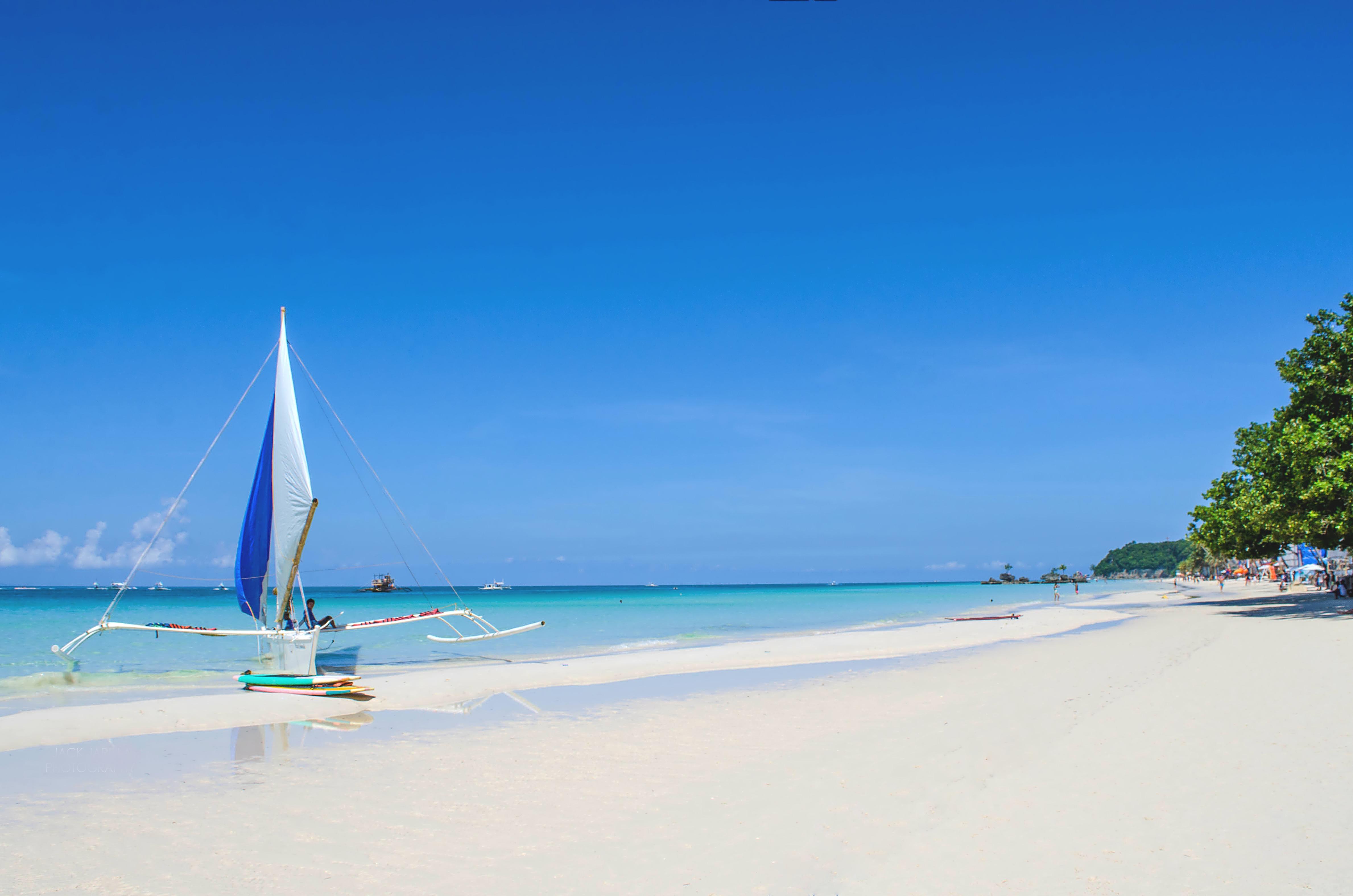 Sur Beach Resort Boracay Hotel 3*