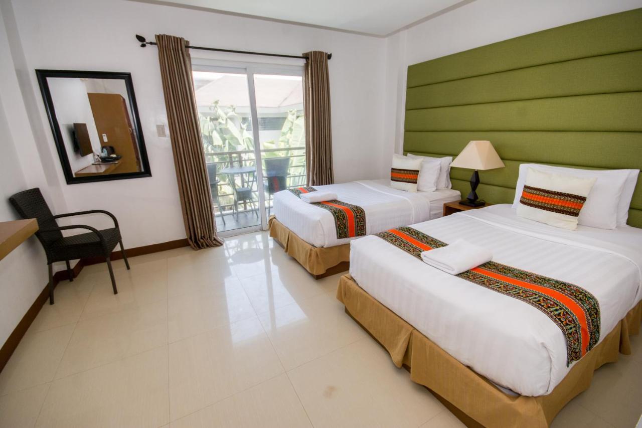 Sur Beach Resort Boracay Hotel 3*